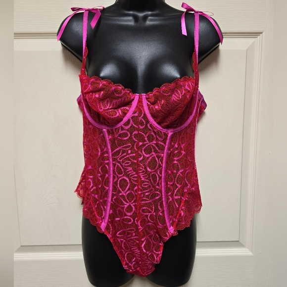 Savage X Fenty Ribbon Lace Teddy Red and Pink Lace Bodysuit LingerieNWT SzL